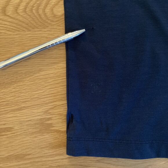 Lululemon Men’s Polo Size Xl Short Sleeve Navy Blue - Picture 6 of 6